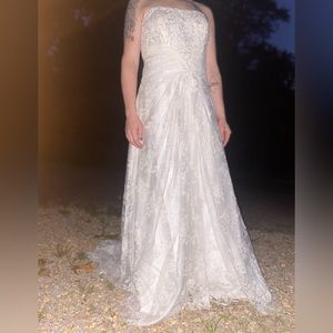 Vintage style, strapless Wedding dress. Size 14